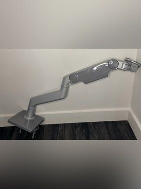 Humanscale Adjustable Monitor Arm Desk Clamp Ergonomic Mount